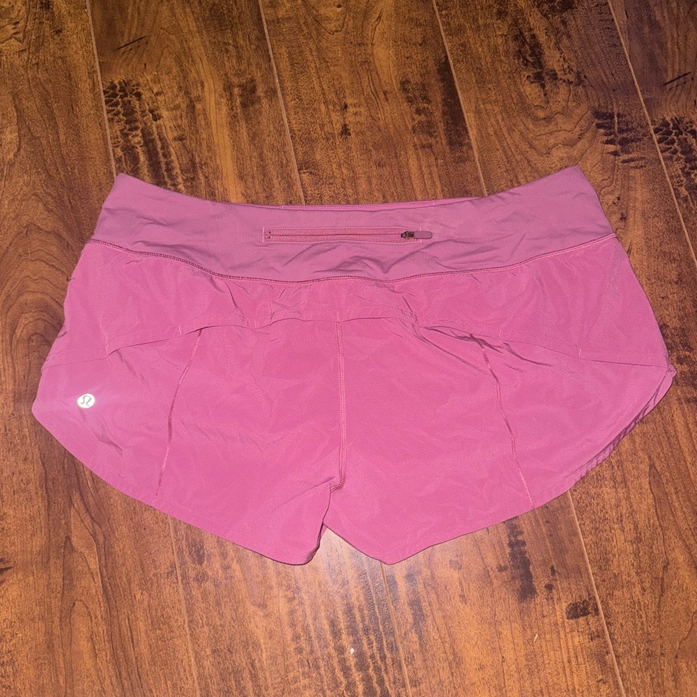 lululemon shorts size 10